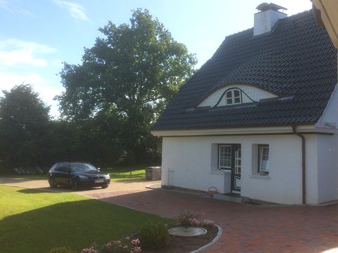 Neubau Einfamilienhaus mit Tonnengaube - Schleswig-Holstein